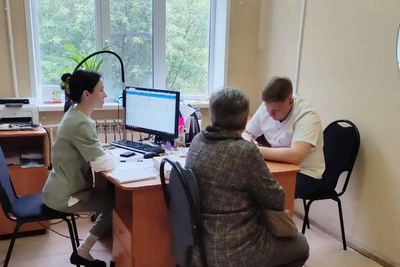 Онкологи осмотрели более 50 пациентов в двух округах