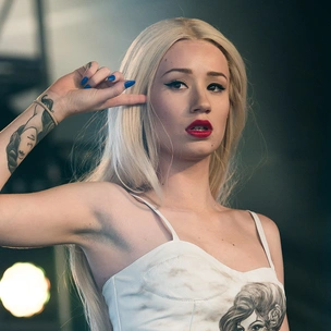 Игги Азалия дебютирует на MTV VMA 2014 с синглом «Black Widow»