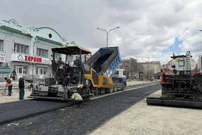 В Благовещенске приступили к асфальтированию Красноармейской