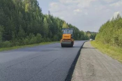 Укладка асфальта на дороге Стерлитамак – Белорецк – Магнитогорск