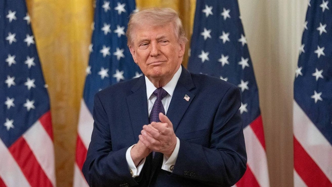 Дональд Трамп опроверг утверждение, что Израиль обнаружил что-то новое, заявив, что он уже много лет находится в «черном списке» Ирана. | Источник: mega