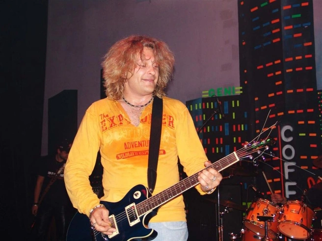 Марковников во время выступления в 2006-м на фестивале в Уфе | Источник: Rockufa.ru