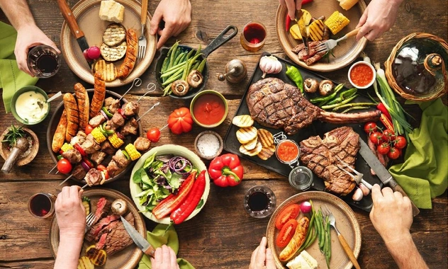 Скоро майские праздники: как выбирать и хранить мясо для шашлыка — советы технолога