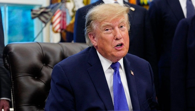 Администрация Трампа попросила Гилфойл уйти в отставку после публикаций о коррупции. | Источник: MEGA