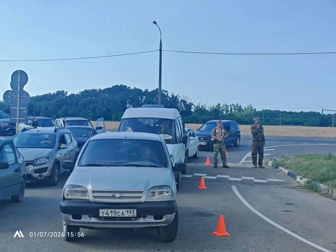 В Анапе тоже собираются многочасовые очереди | Источник: Светлана Маслова | Глава города-курорта Анапа / T.me