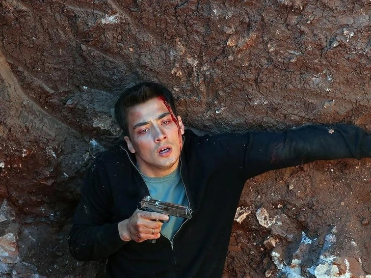 Источник: Кадр из сериала «Далекий город»