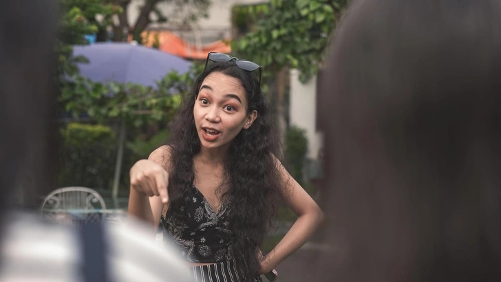 «Что-то на богатом», «на комфорте» и «по красоте»: что стоит за речевыми трендами | Источник: MDV Edwards/Shutterstock/Fotodom.ru