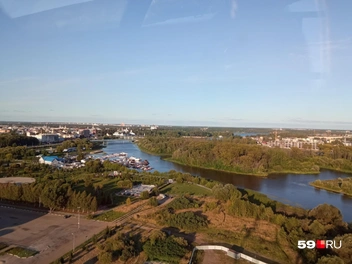 С колеса открывается вид на реку Которосль | Источник: Вероника Свизева / 59.RU