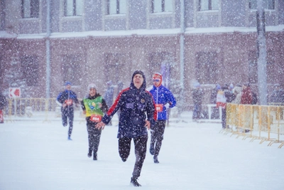 Как одеваться для зимних пробежек: советы тренера