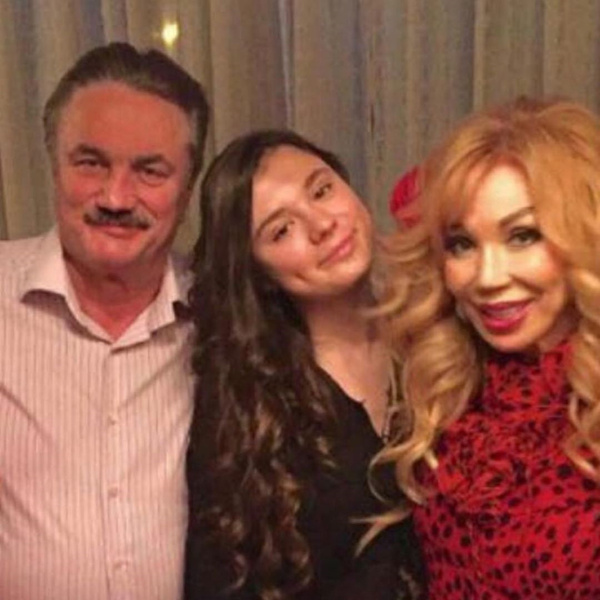«Она от нас прячется»: Маша Распутина отказалась встречаться с дочерью после ее откровений на ток-шоу
