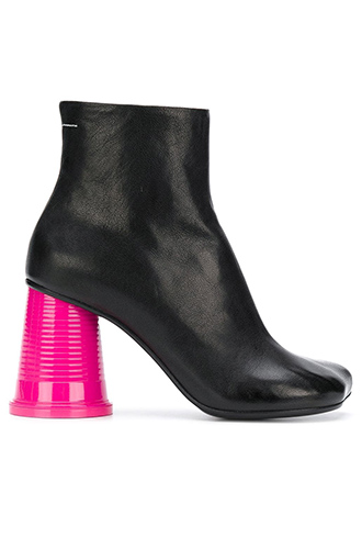 Ботильоны MM6 Martin MargielaЦена: 51 786 руб.Где купить: farfetch.com