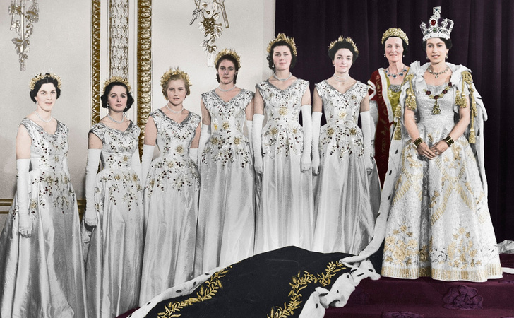Фото №1 - Спутницы Королевы: кто такие фрейлины и какую роль они выполняют при дворе на самом деле