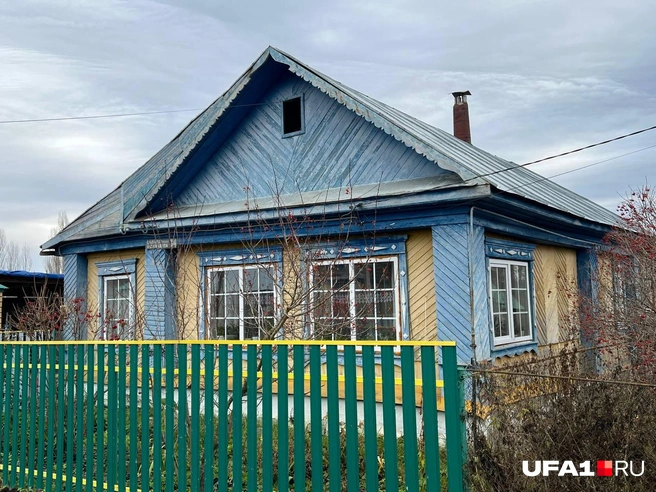 Бабушка, зачем тебе такие большие окна? | Источник: Булат Салихов / UFA1.RU