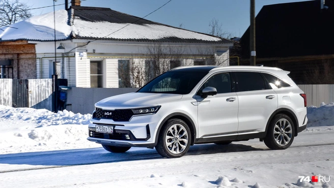 Популярностью пользовался Kia Sorento казахстанской сборки, который в пересчете по курсу стоит там менее 3&nbsp;млн рублей | Источник: Артем Краснов