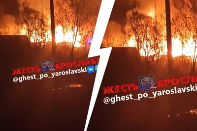 В деревне Болково под Ярославлем загорелись два дома