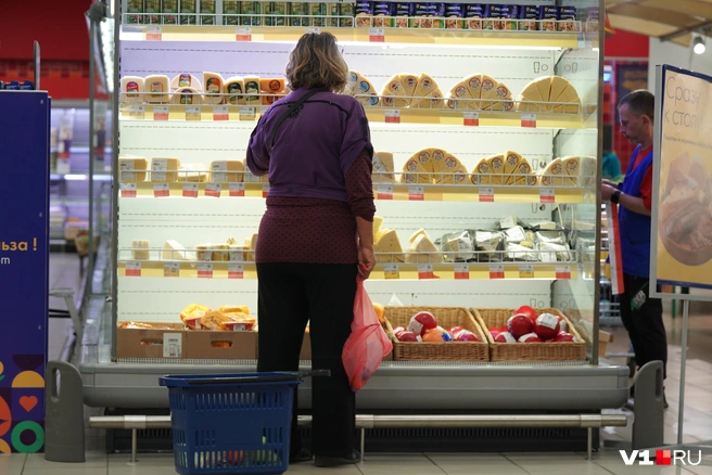 Обещанный ранее спад цен на продукты пока еще не наступил | Источник: Наталья Лапцевич / 74.RU