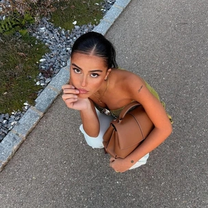 Макияж для нависшего века: правила, которые действительно работают