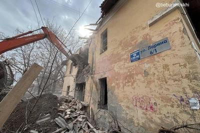 В Ростове начали сносить общежитие завода «Электроаппарат»