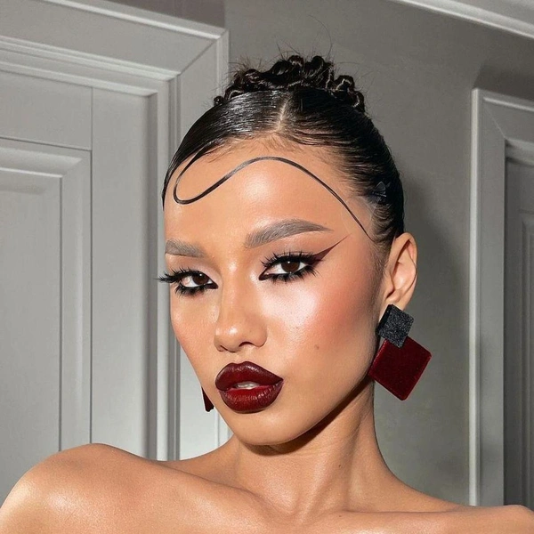 макияж на новый год 2026, новогодний макияж 2026, новогодний макияж, макияж на новый год, легкий макияж на новый год, какой макияж на новый год, новогодняя косметика | Источник: Pinterest