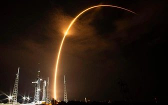 Компания SpaceX возобновила пуски ракеты-носителя Falcon 9 после неожиданной июльской аварии