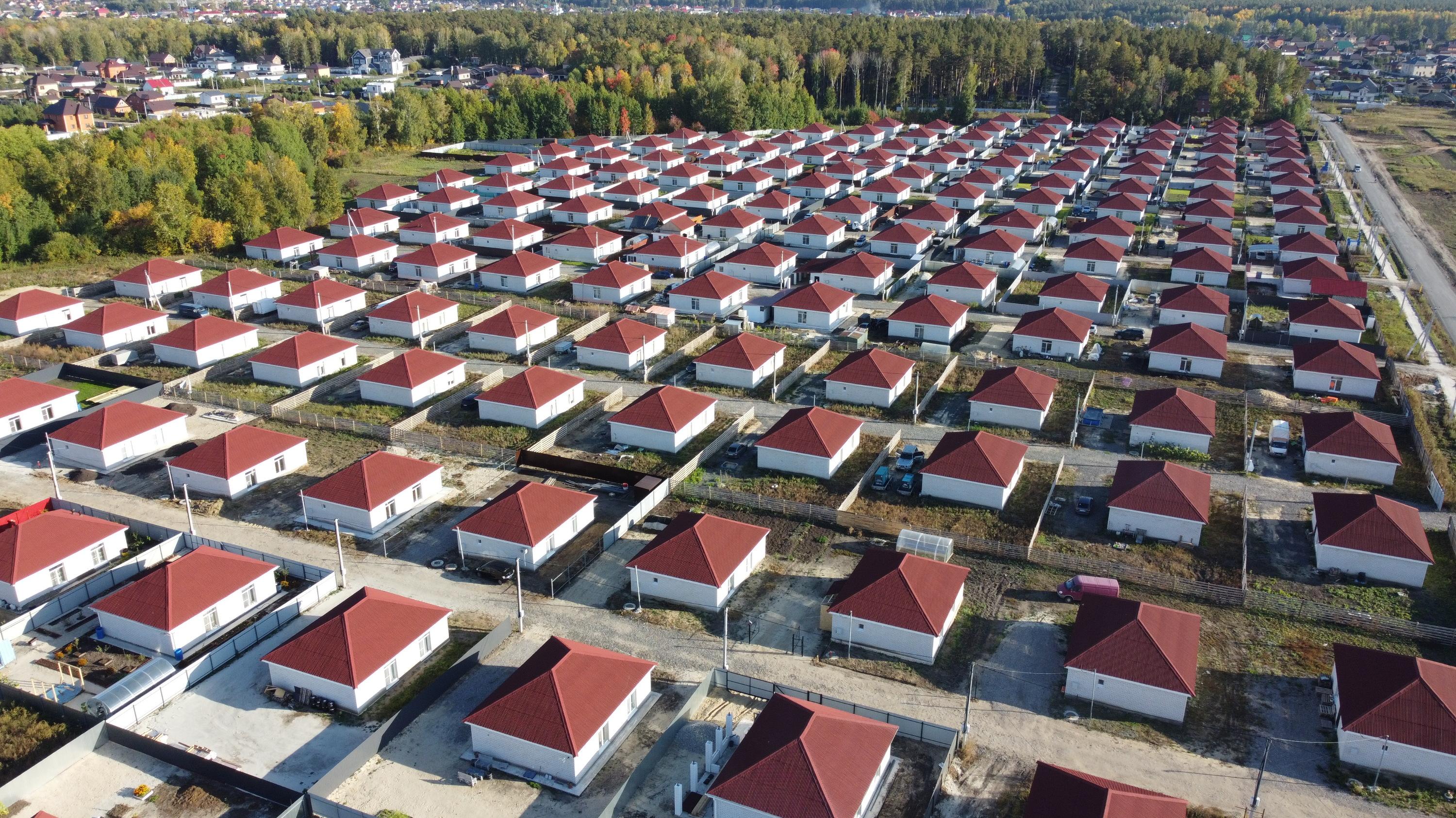 Как живут люди в дешевых домах с красной крышей в Тюменском районе, отзывы  о домах в Перевалово - 29 сентября 2023 - 72.ру