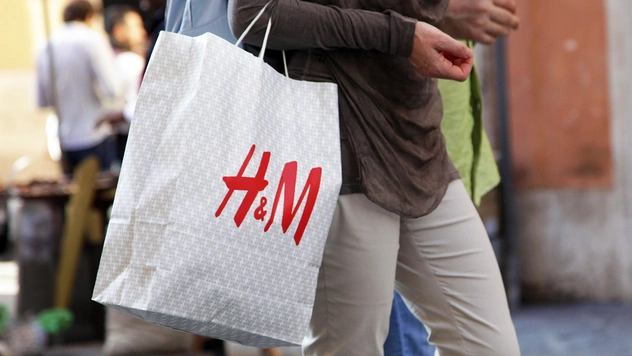Классная мужская одежда как в H&M, которую можно купить, не вставая с дивана и в очередь