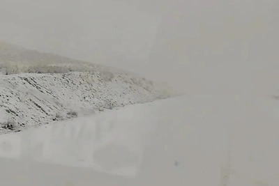 На трассах в Тыве выпало до 5 см снега