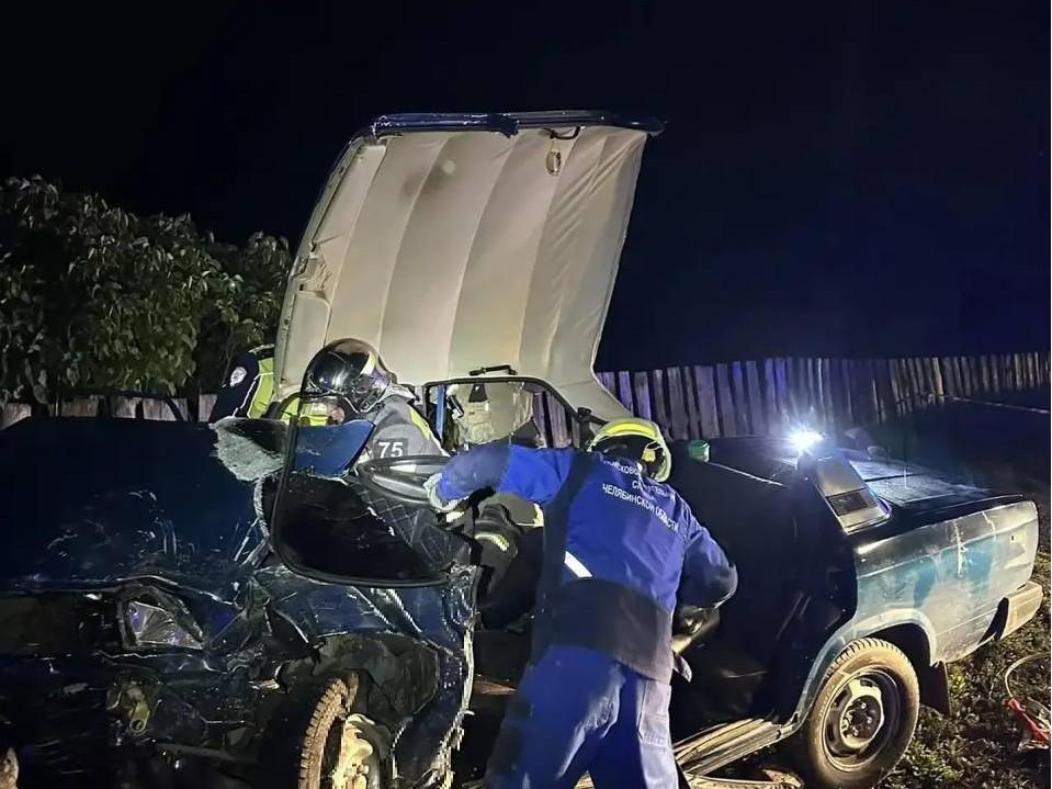 Пьяный на Lexus разворотил «Жигули» в Челябинской области, погиб молодой парень