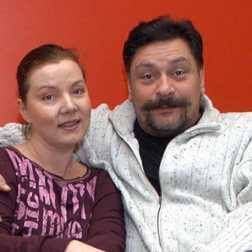 Жена Дмитрия Назарова написала в Госдуму с просьбой разрешить им вернуться в РФ: тоска по родине и безденежье
