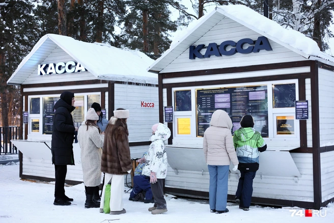 Билеты продают перед входом, очередей особо нет | Источник: Наталья Лапцевич