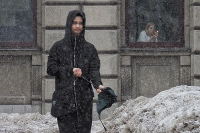 В Петербурге ожидаются дожди и снег