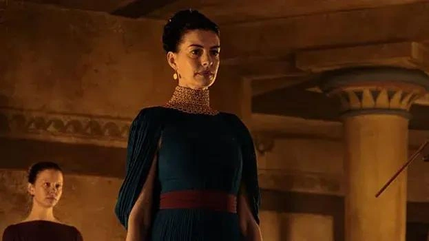 Энн Хэтэуэй снялась в фильме «Одиссея» (16+) | Источник: «Одиссея» (16+), 2026, режиссер Крис Нолан 