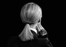 Пэрис Хилтон в образе Карла Лагерфельда для Karl Lagerfeld