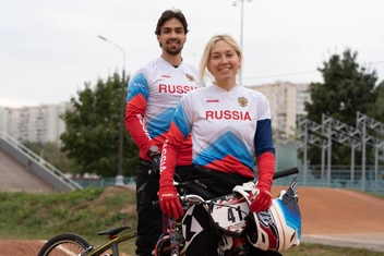 «Мы поняли, что не нужно разделять рабочее и личное»: история спортсменов, которые встретили друг друга и обрели настоящее счастье