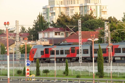 Расписание ночной электрички Сочи-Туапсе изменилось