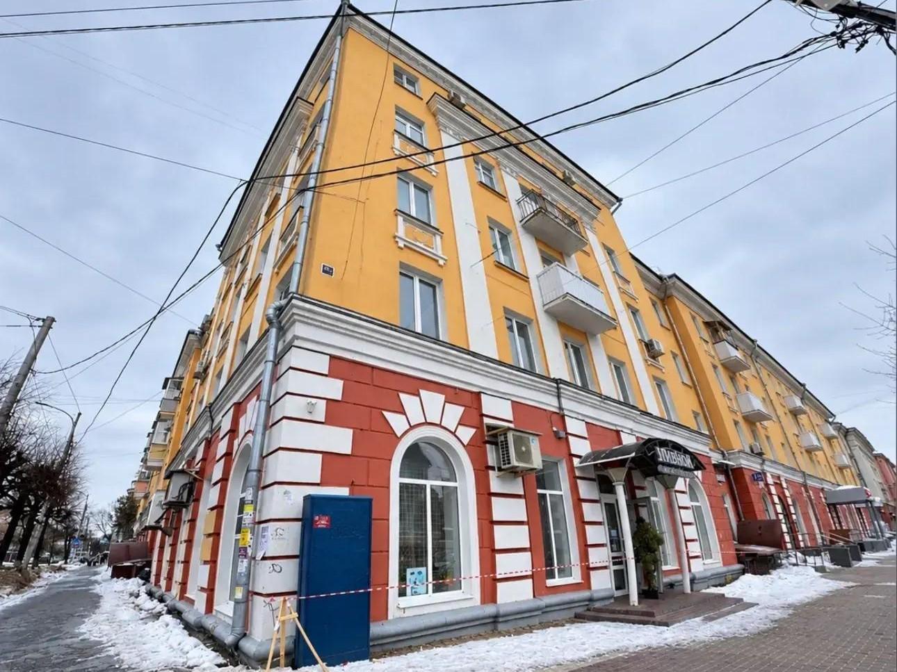 Сотрудника рязанской УК осудили за травмы прохожего из-за снега с крыши