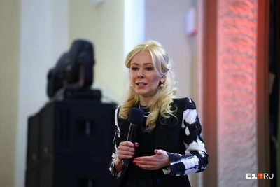 Екатерина Мизулина проверяет ВПР в тюменской гимназии