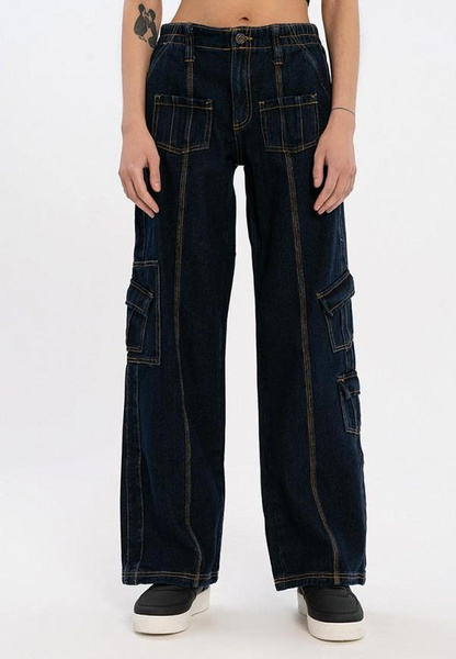 Черные джинсы-багги с карманами 