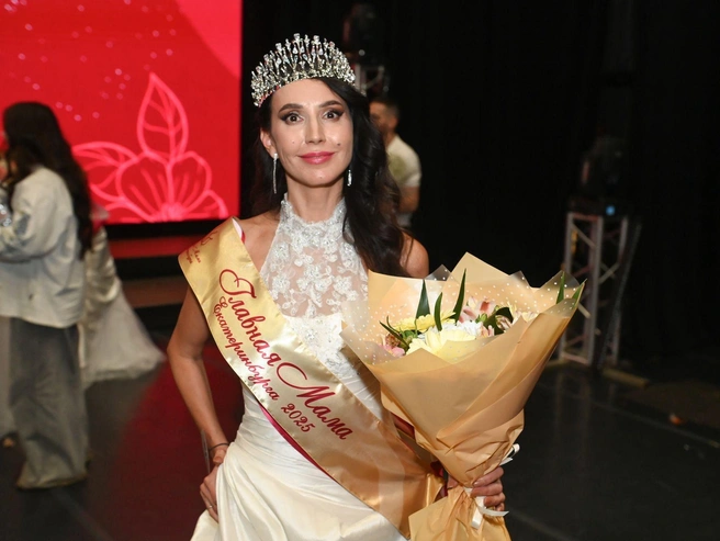 Победительница воспитывает троих детей | Источник: Дмитрий Емельянов / E1.RU