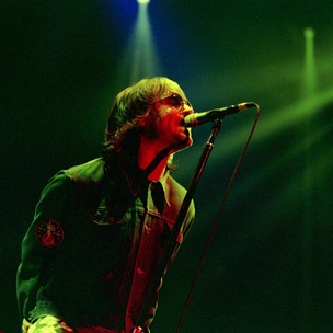 Конец войне: Группа Oasis воссоединяется спустя 15 лет