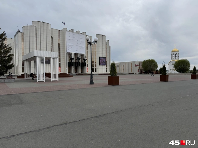 Больше украшений здесь нет | Источник: Юлия Король / 45.RU