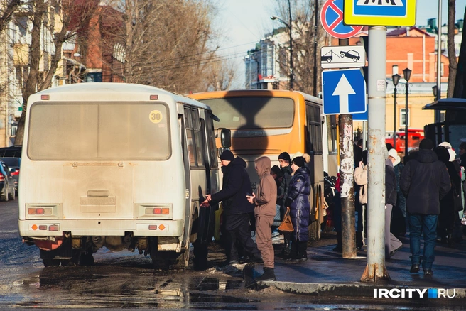 Автобусы ПАЗ — один из самых распространенных видов общественного транспорта в Иркутске | Источник: Даниил Конин / «ИрСити»