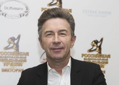 Валерий Сюткин: «В молодости хотелось побыстрее скинуть ребенка на нянь, а сейчас дорожу каждой минутой»