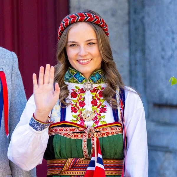 Сводит с ума всю Скандинавию: как выглядит и одевается будущая первая королева Норвегии | Источник: Mischa SchoemakerDPPA