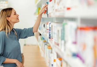 10 ошибок при приеме лекарств и биодобавок, которые делают лечение бесполезным