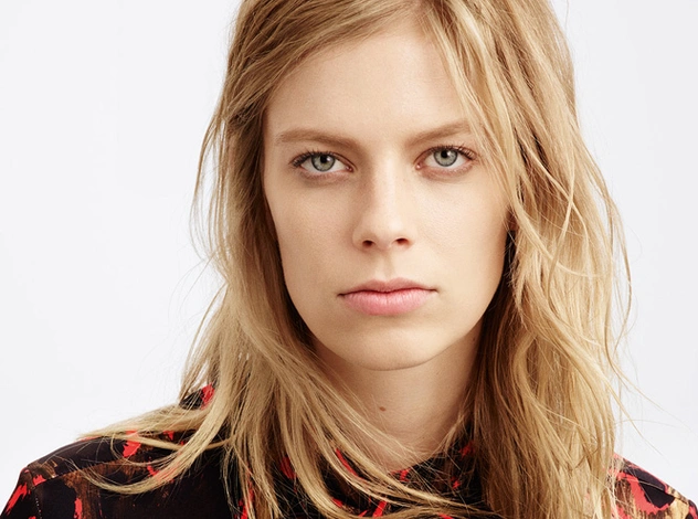 Много цвета в лукбуке Bally FW’16