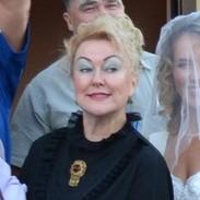 <p>«мама» жениха</p>