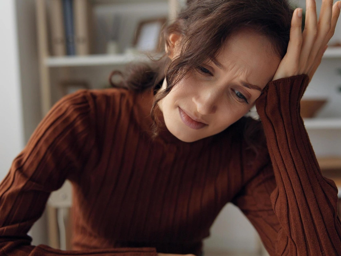 Сил больше нет: главные признаки «умственного истощения» — проверьте, вдруг это про вас? | marieclaire.ru