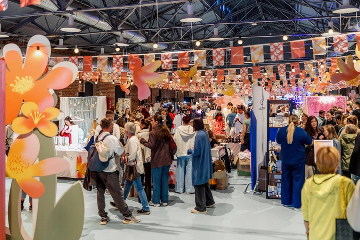 Flowwow проведет осенний маркет на территории Хлебозавода в Москве | Источник: Flowwow