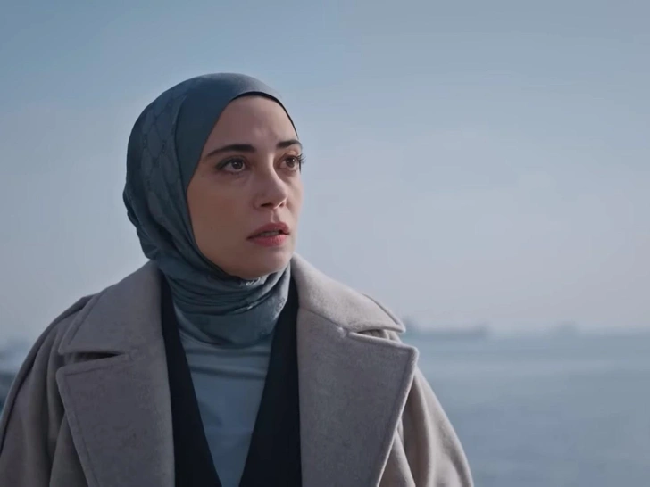 Mashhurlar yalangoch holda qarashdi Mashhurlar yalangoch holda qarashdi